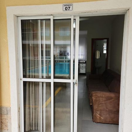Aparts Lesther Ubatuba Exterior photo